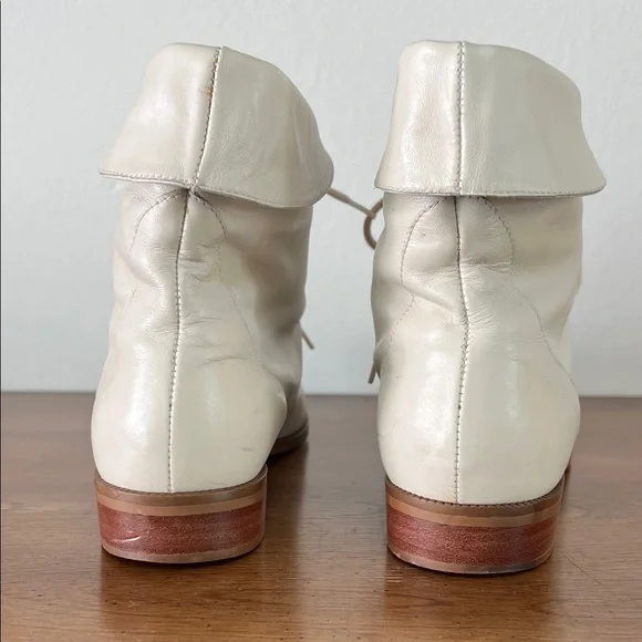 Nine West vintage women's Cream Lace-Up Ankle Boots - Picture 3 of 15